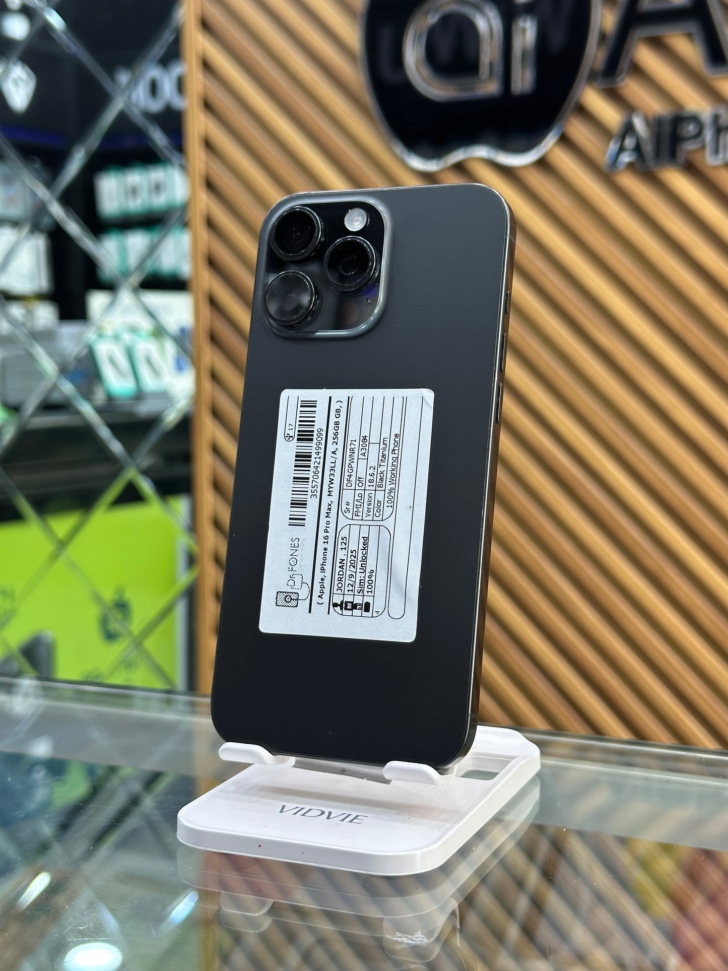 iPhone 16 Pro Max 256GB 100%